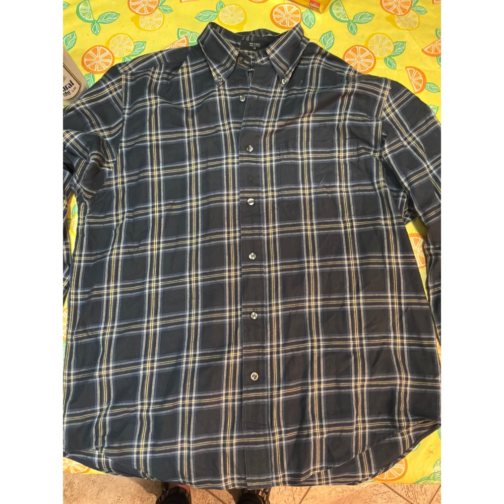 Classic Mens Nautica Button Down Shirt Medium Navy Blue Plaid